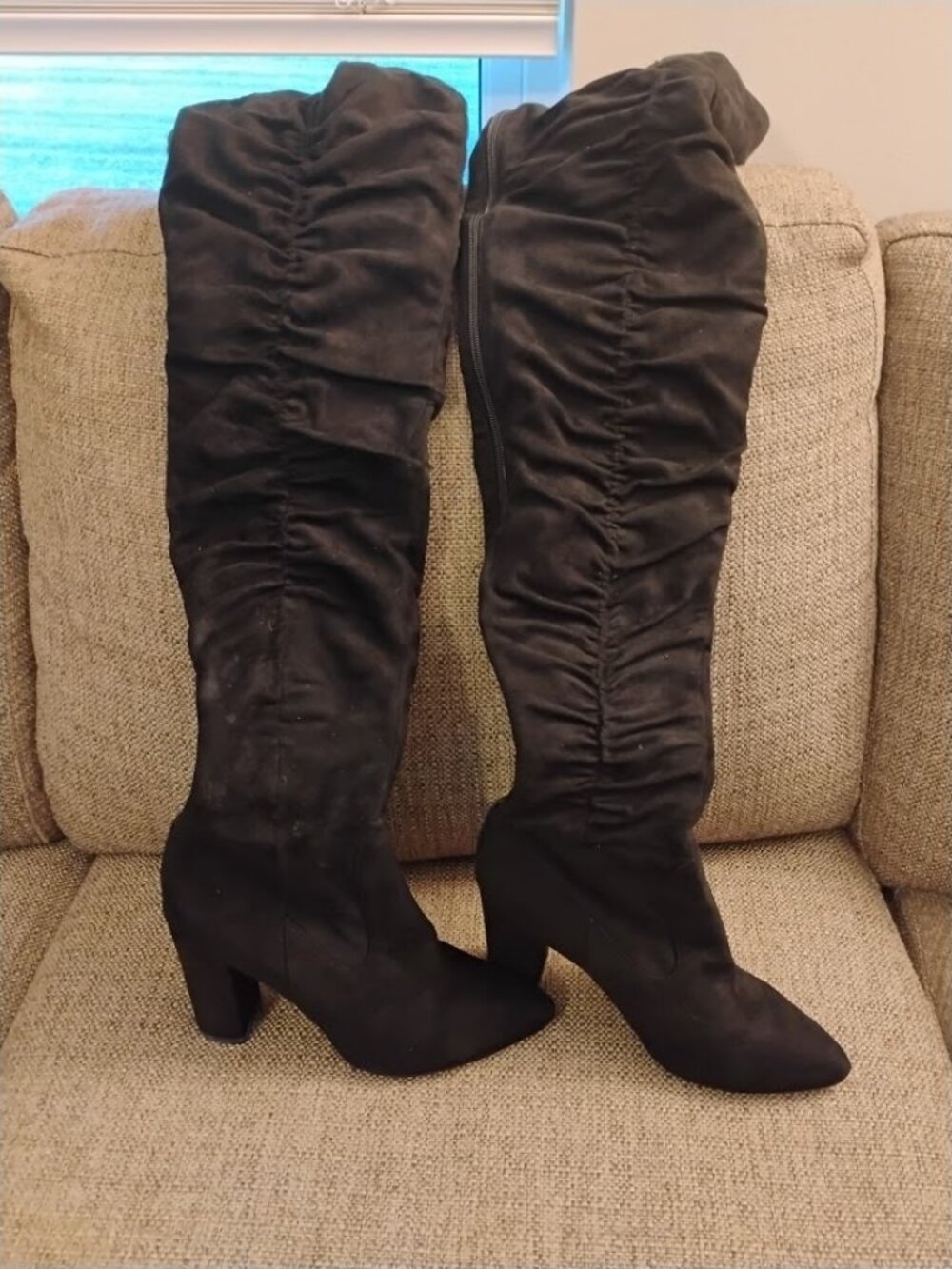 PrettyLittleThing Black Thigh-High Boots with Belt - Size 6